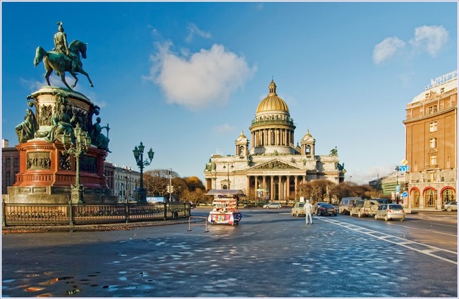 Исаакиевский собор в Санкт-Петербурге Исаакиевский собор в Санкт-Петербурге